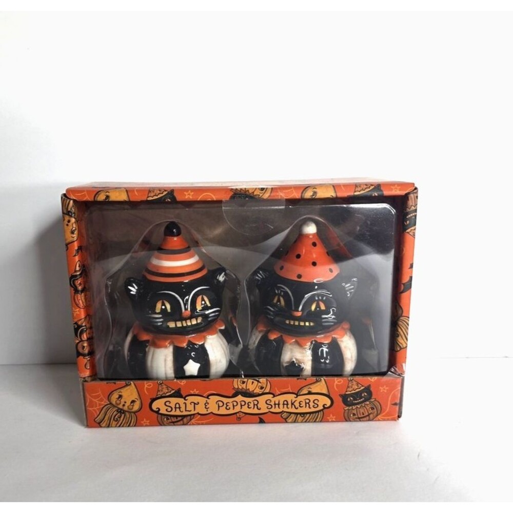 Johanna Parker Halloween Black Cats With Hats Pumpkin Salt Pepper Shakers - NEW